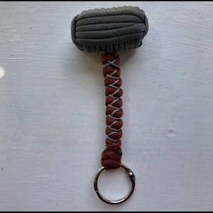 Thor’s Hammer Handmade Paracord Keychain